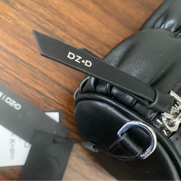 AZA Micro Kingpin Black Gathered Barrel Bag Round Log Crossbody Chain Purse - Picture 7 of 14